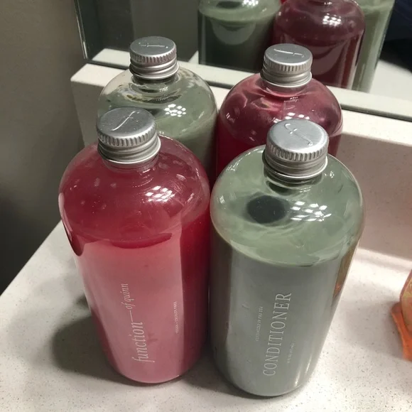 Function of Beauty - Picture 1 of 1